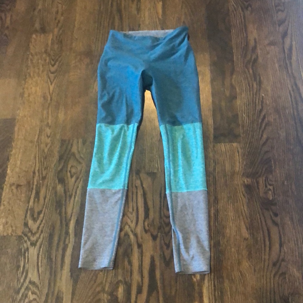 Outdoor voices leggings